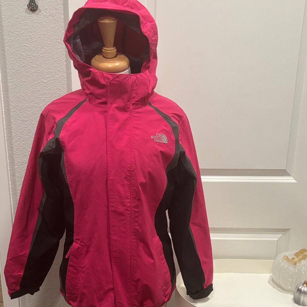 The North Face Girls Fuchsia and Black Ski Jacket
